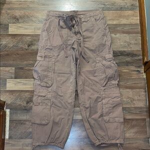 American Eagle Tan High Rise Wide Leg Jogger size 6 short EUC